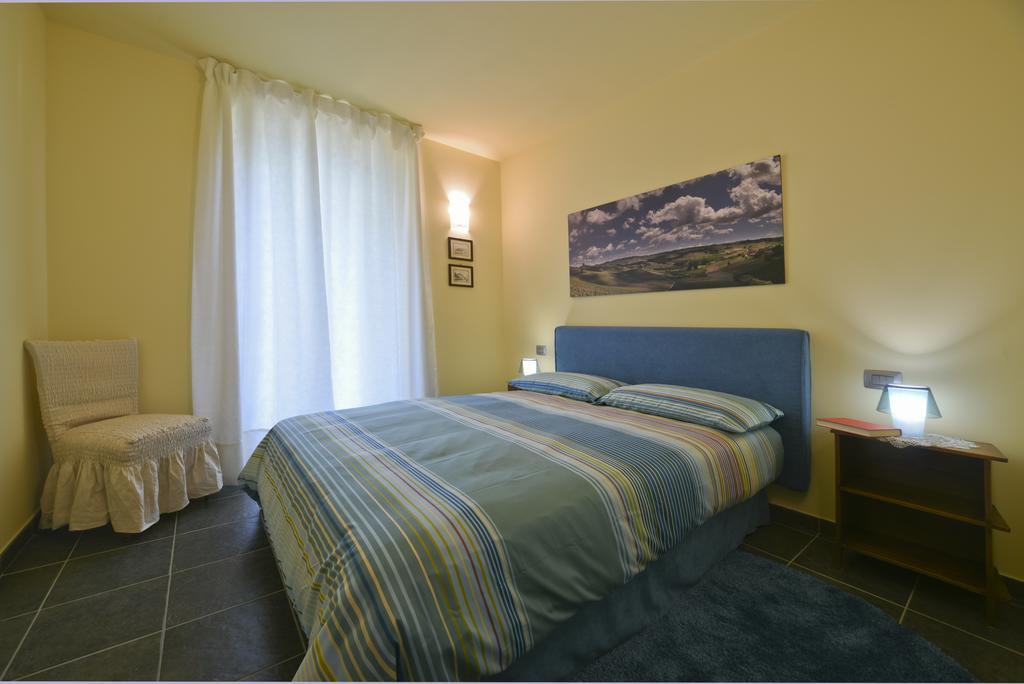 Casa Nalin Apartman La Morra Szoba fotó